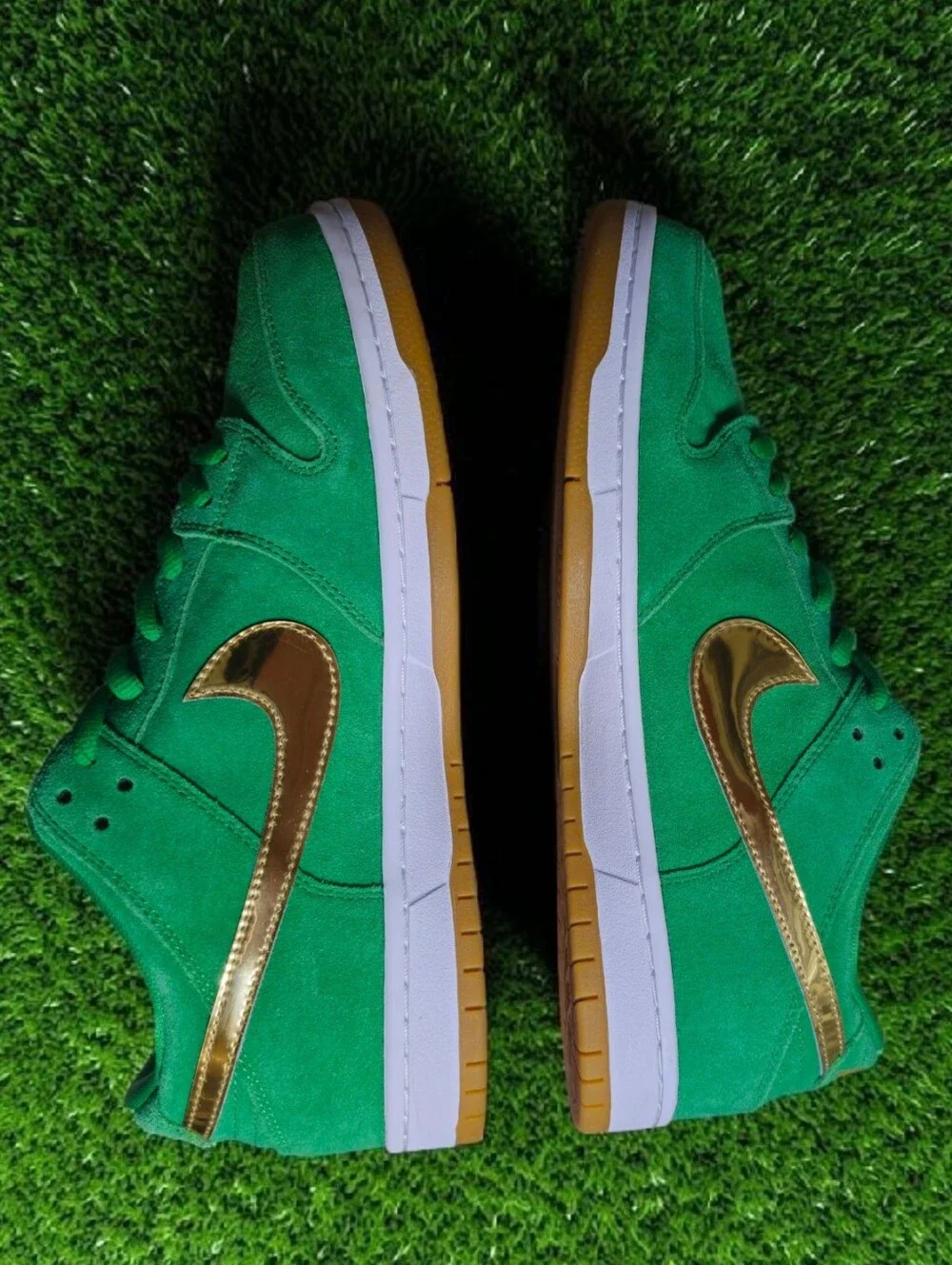 Nike SB Dunk Low St. Patricks Day 2022 Size 12 Used